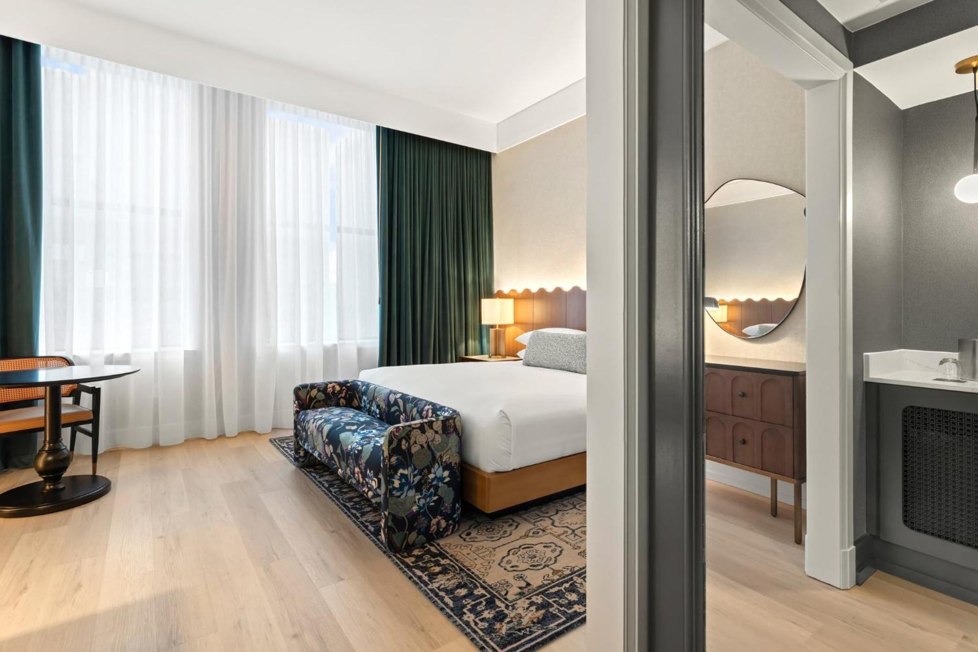 Kimpton Hotel Monaco Baltimore Inner Harbor By Ihg Exterior photo