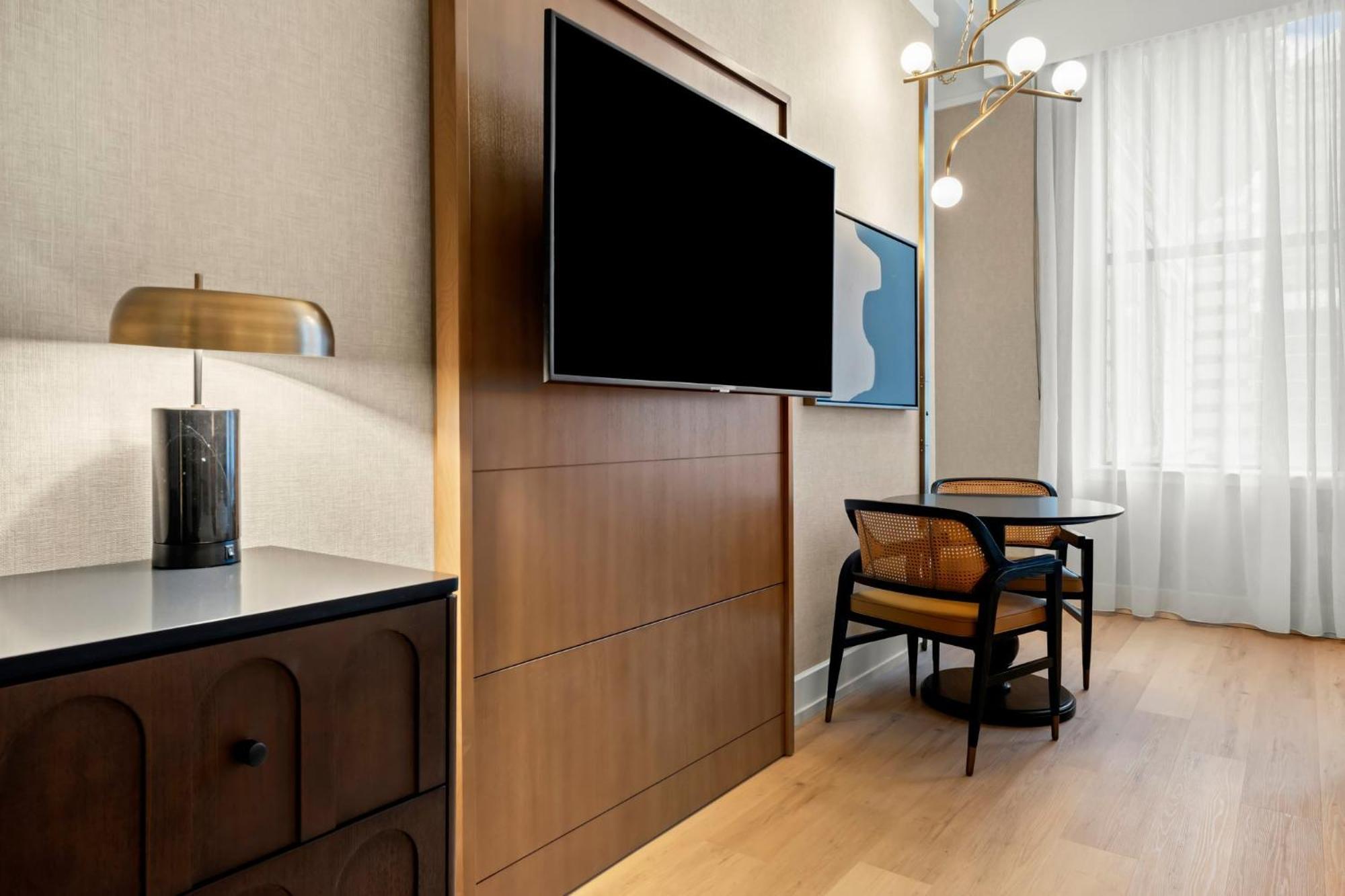 Kimpton Hotel Monaco Baltimore Inner Harbor By Ihg Exterior photo