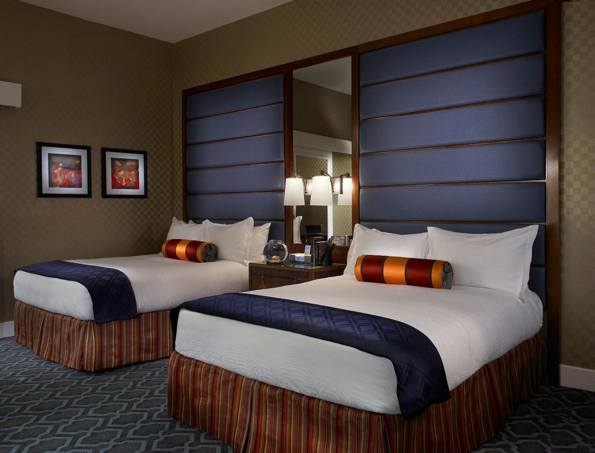 Kimpton Hotel Monaco Baltimore Inner Harbor By Ihg Exterior photo